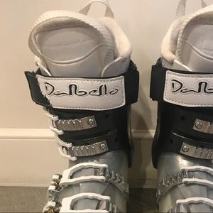 Dalbello Mantis 75 Ski Boots